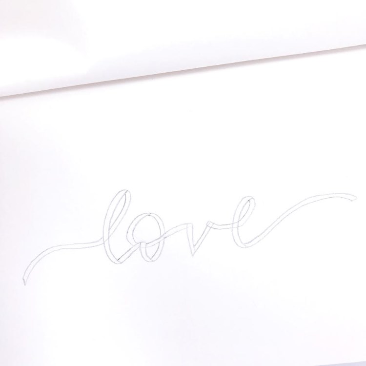 love - Skizze für ein Ribbon Lettering