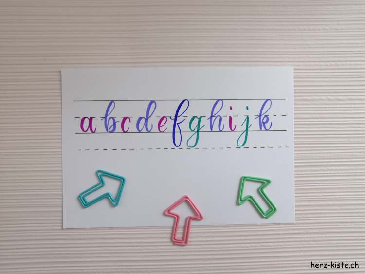 Alphabet lettern - Buchstaben müssen konstitent sein