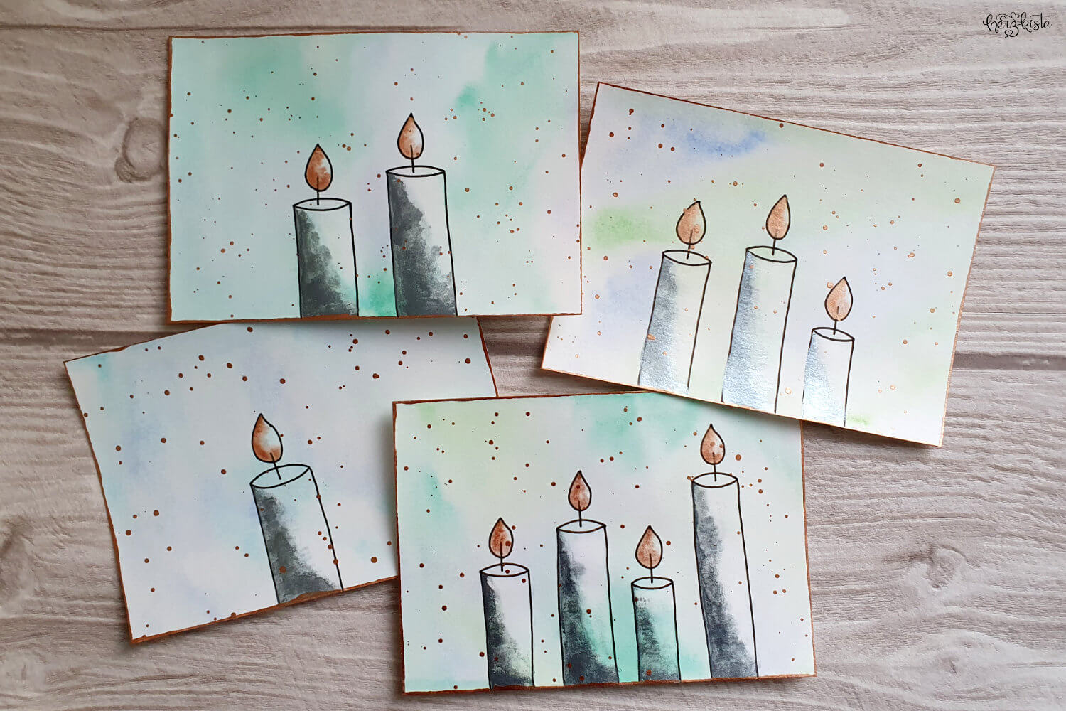 Adventskranz selber gemacht mit Kerzen gemalt auf einem Aquarellhintergrund
